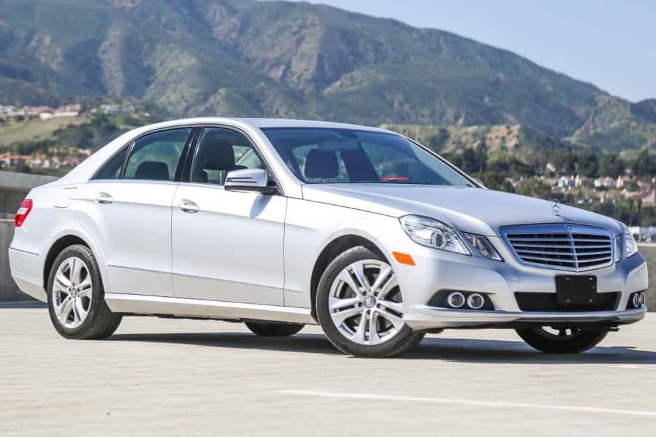 2011 Mercedes-Benz W212 E-Class sold for $11,400