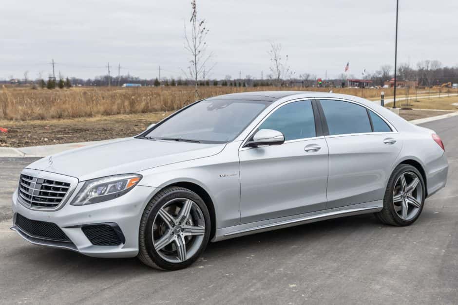 2015 Mercedes-Benz W222 S-Class sold for $27,500
