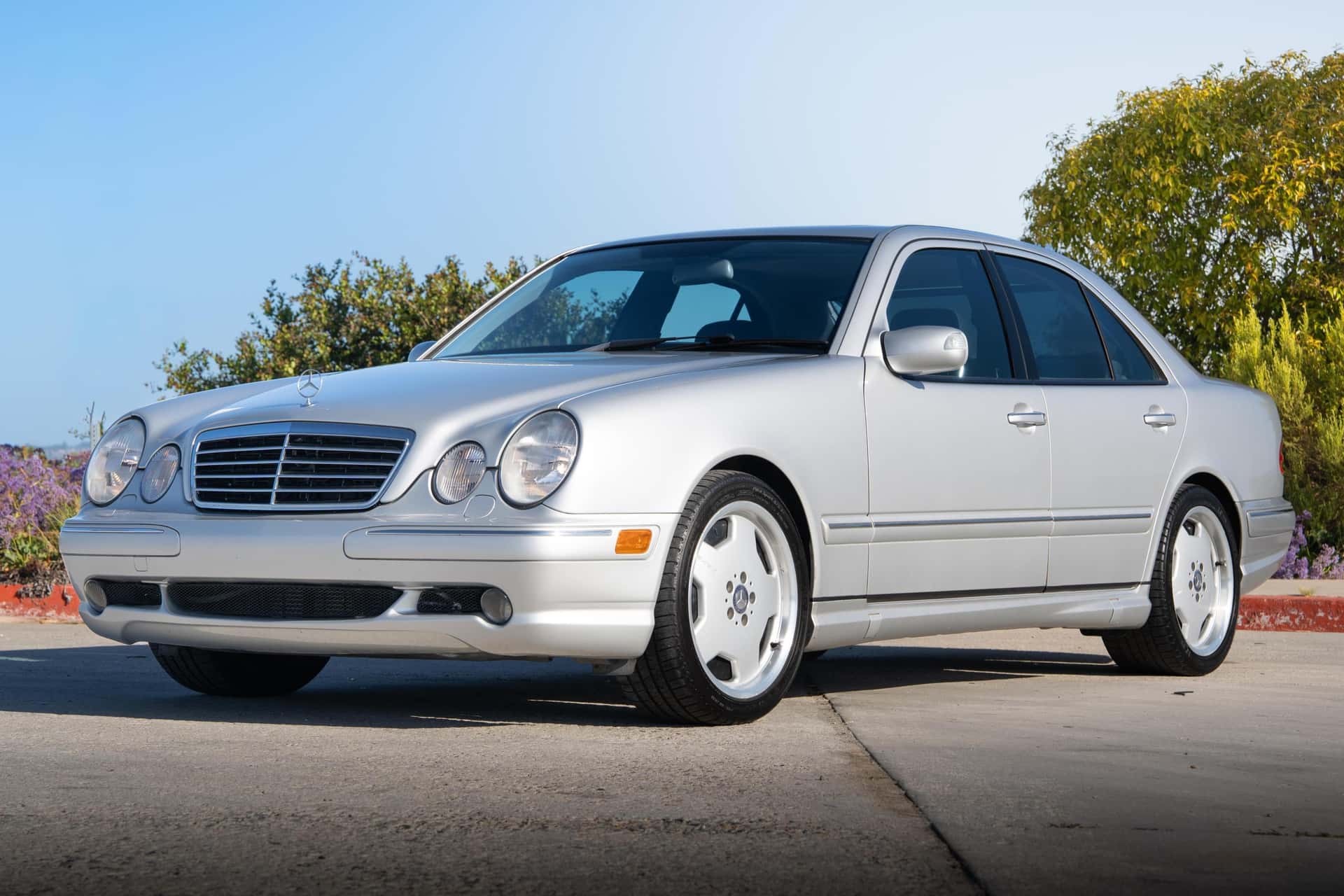 2001 Mercedes-Benz W210 E55 AMG sold for $17,600