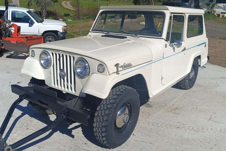 1968 Jeep Jeepster Commando sold for $17,000