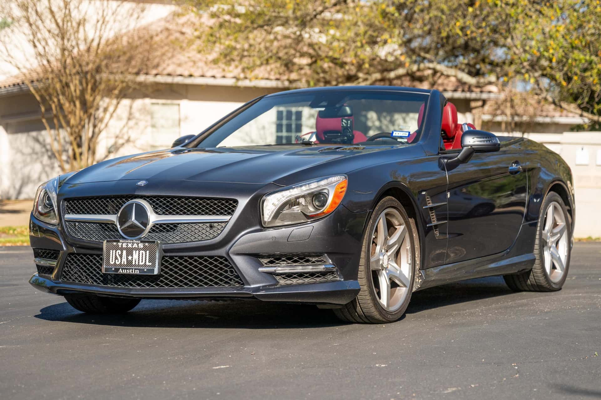2015 Mercedes-Benz R231 SL sold for $25,001