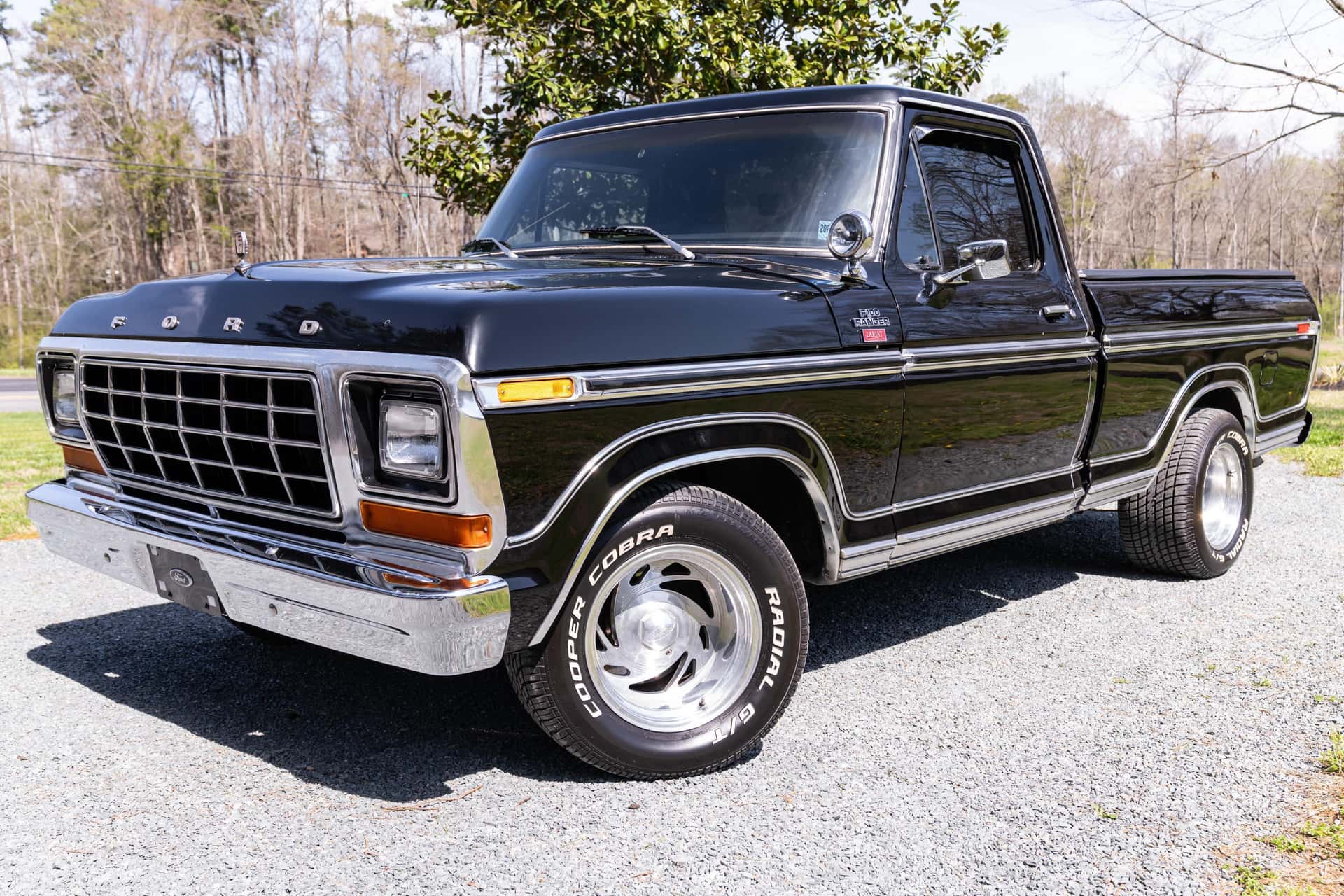 1978 Ford F-100 sold for $26,000