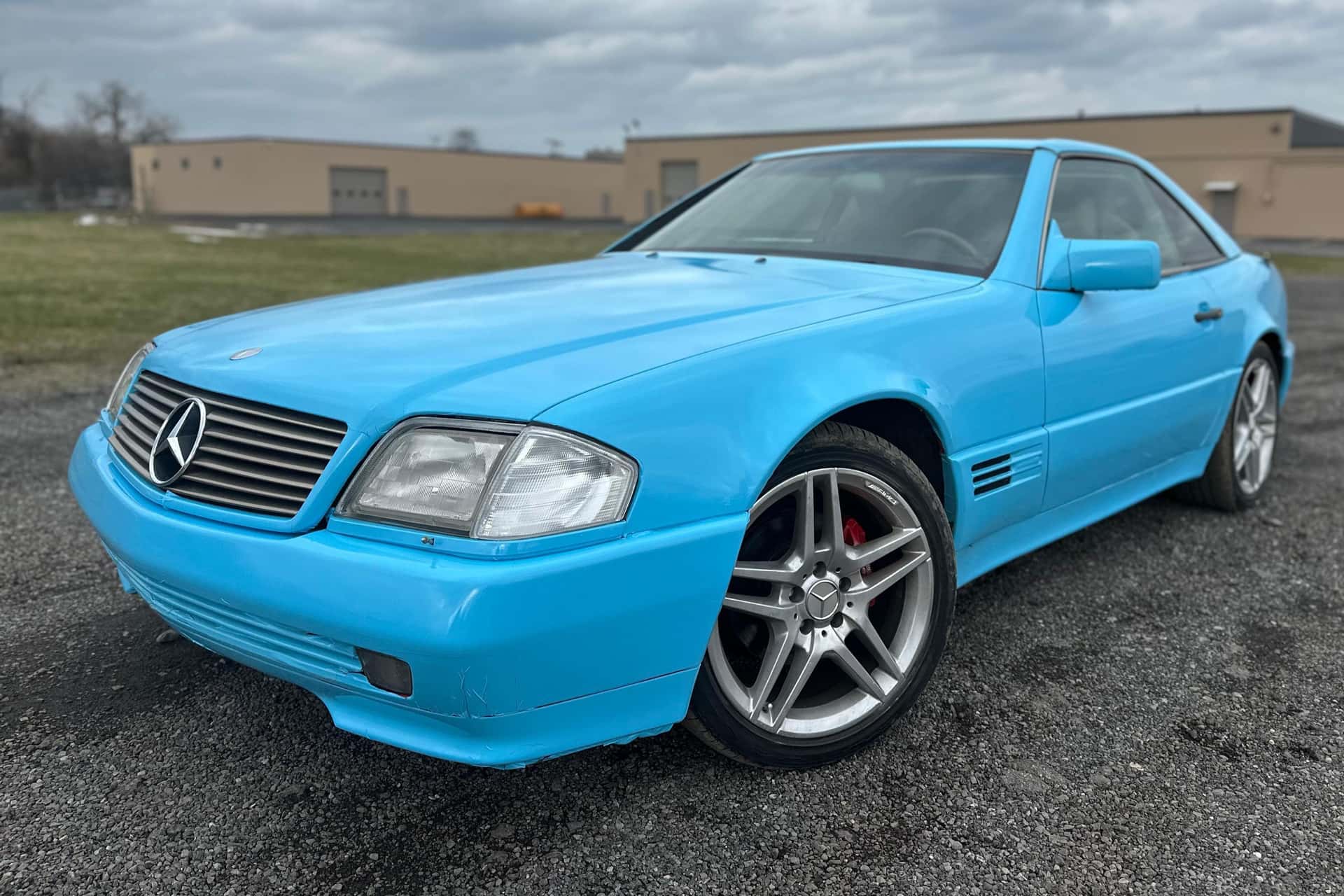 1993 Mercedes-Benz R129 SL sold for $3,100