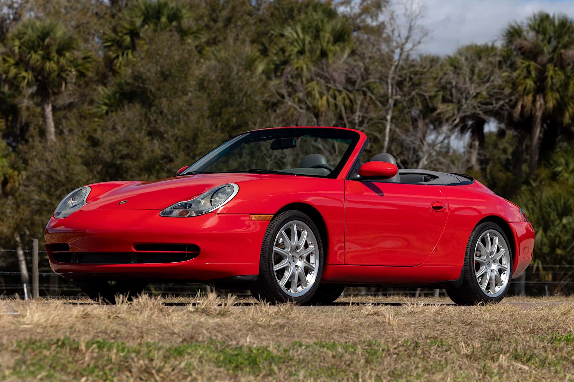 1999 Porsche 911 sold for $24,000