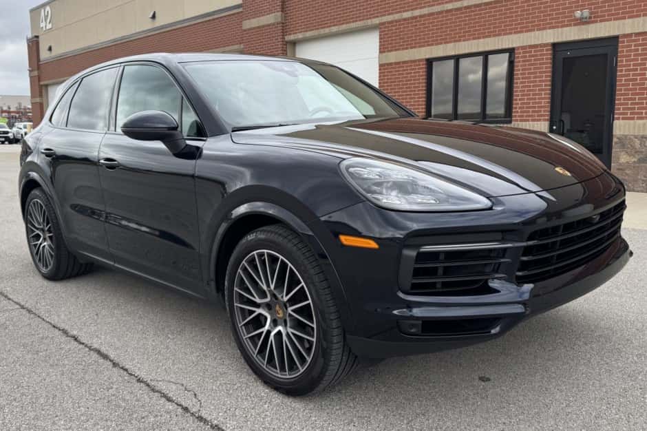 2022 Porsche 9Y0/9Y3 Cayenne (2019-) sold for $33,999