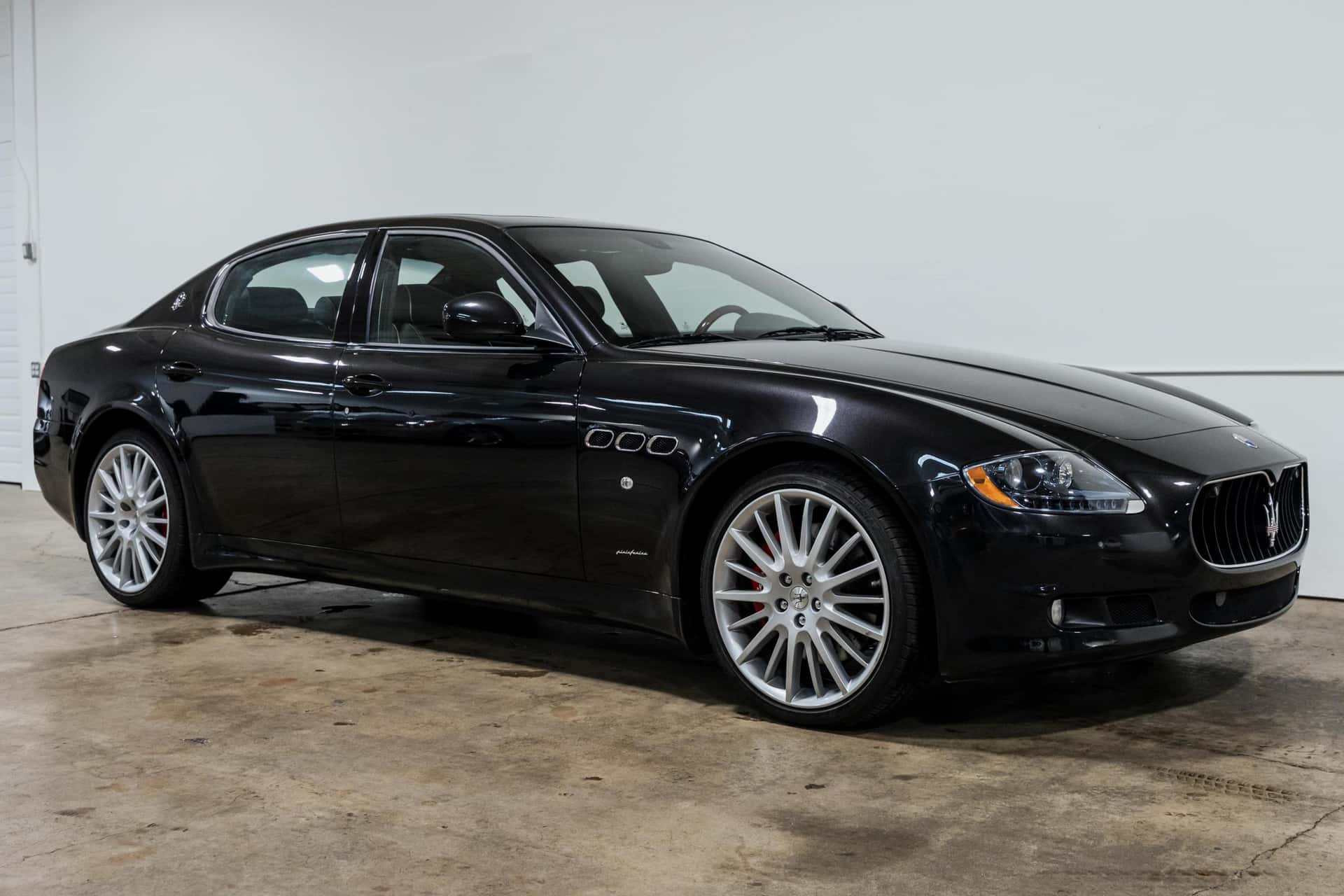 2012 Maserati Quattroporte sold for $29,000
