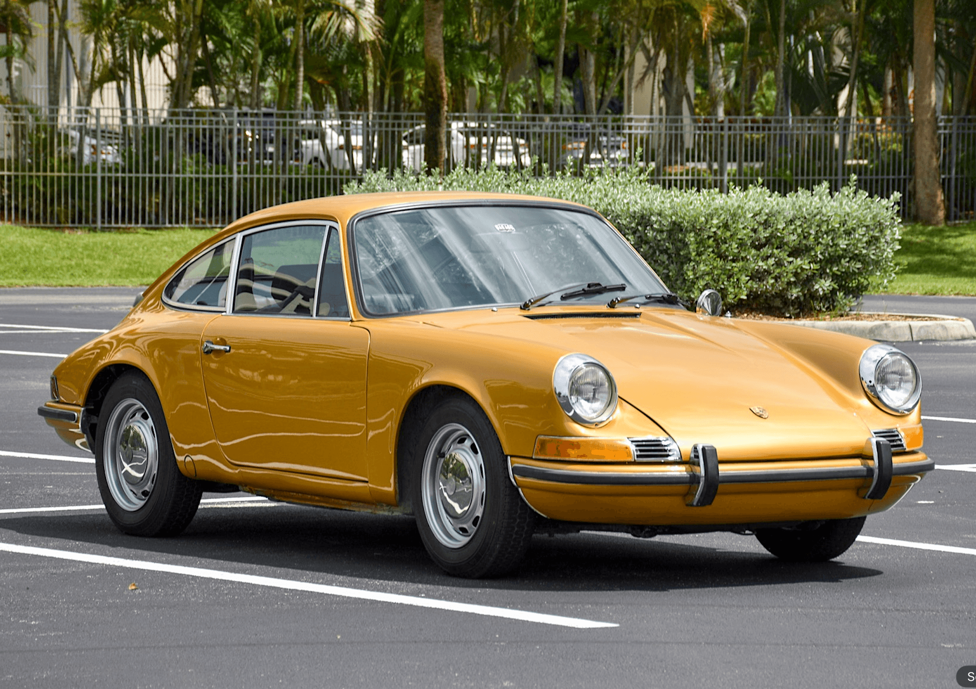 1971 Porsche 911 sold for $51,000