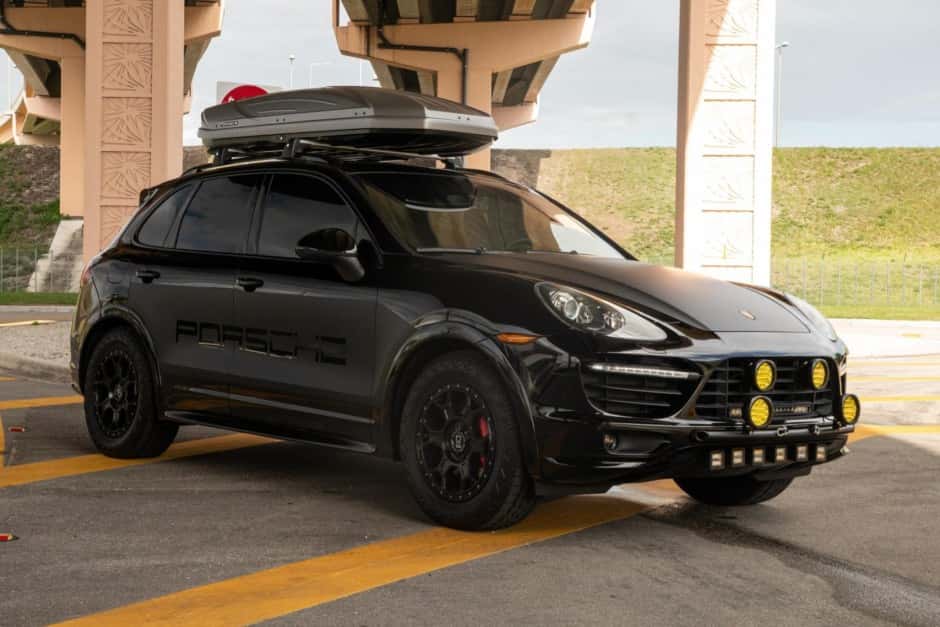 2013 Porsche 958 Cayenne (2011-2018) sold for $16,750