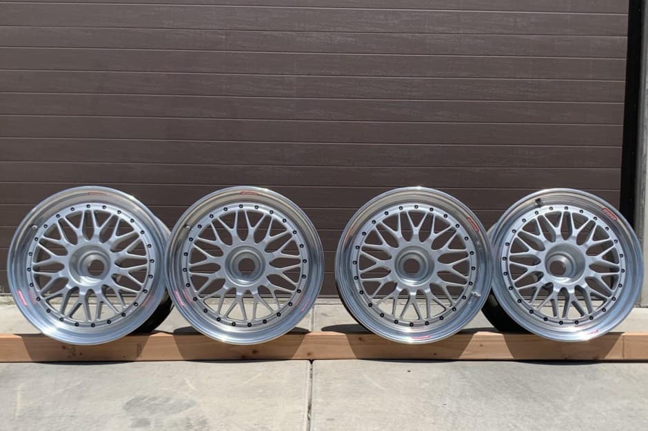 0 Porsche Carrera GT sold for $14,750