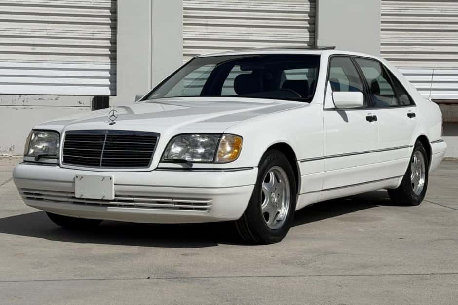 1999 Mercedes-Benz W140 S-Class sold for $26,000