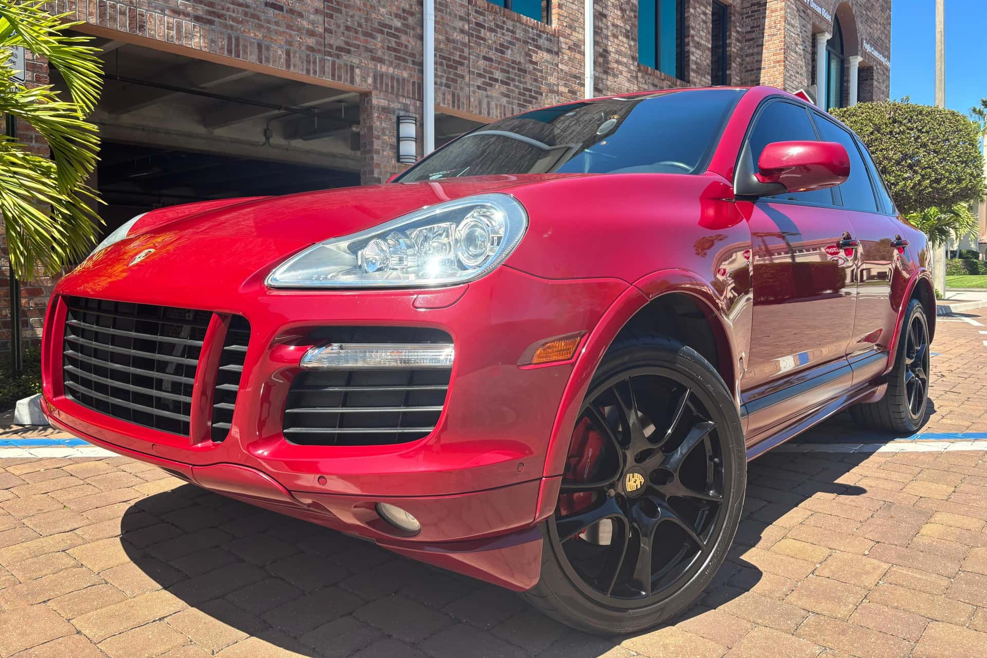2009 Porsche Cayenne sold for $32,250