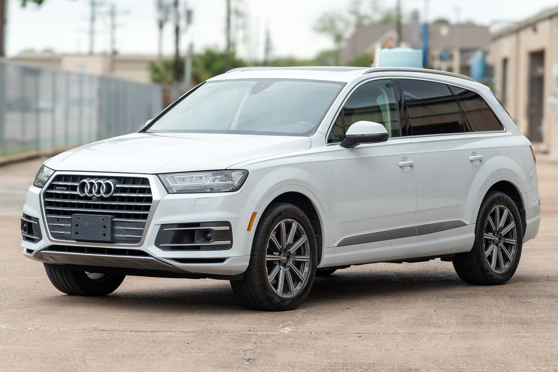 2018 Audi Q7 sold for $18,500