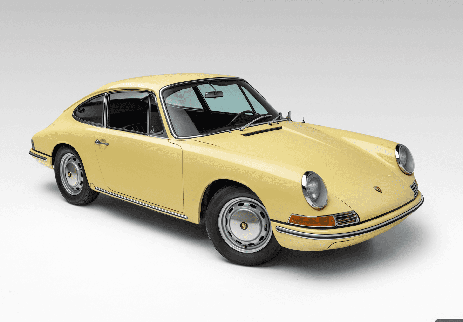 1965 Porsche 911 sold for $130,000