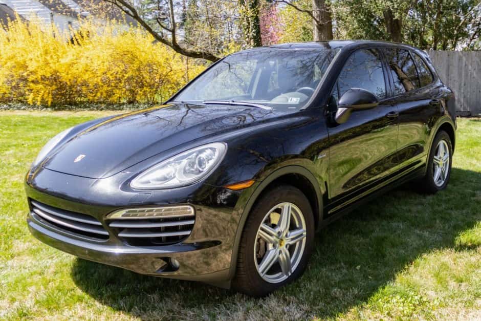 2014 Porsche 958 Cayenne (2011-2018) sold for $16,750
