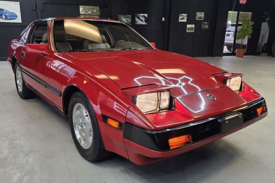 1984 Nissan Z31 300ZX sold for $12,300