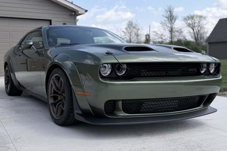 2023 Dodge Challenger SRT Hellcat sold for $90,500
