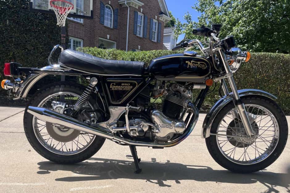 1975 Norton Commando sold for $10,000