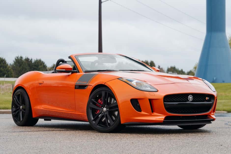 2014 Jaguar F-Type sold for $38,666