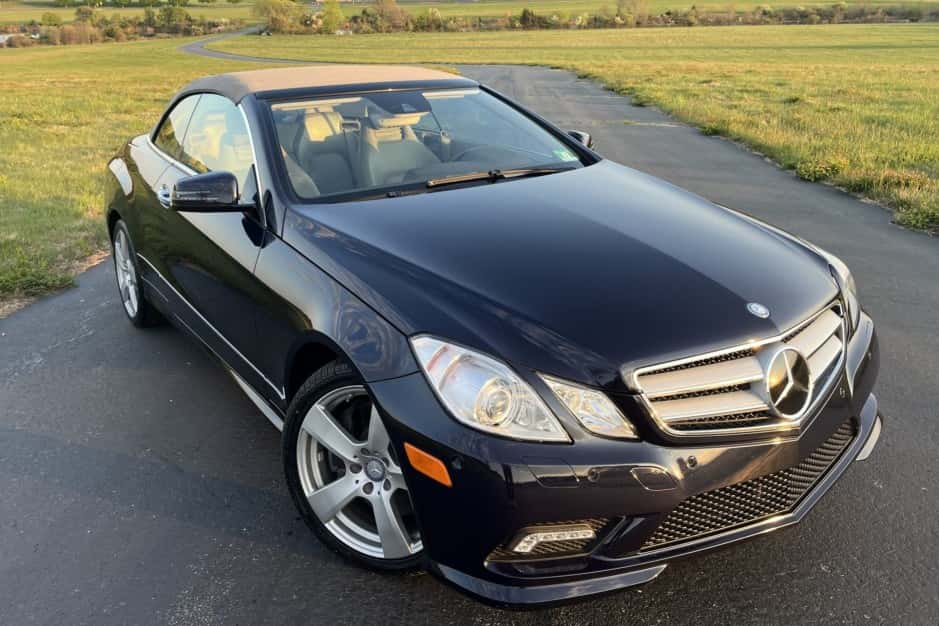 2011 Mercedes-Benz C207 E-Class Coupe/Cabriolet sold for $19,251