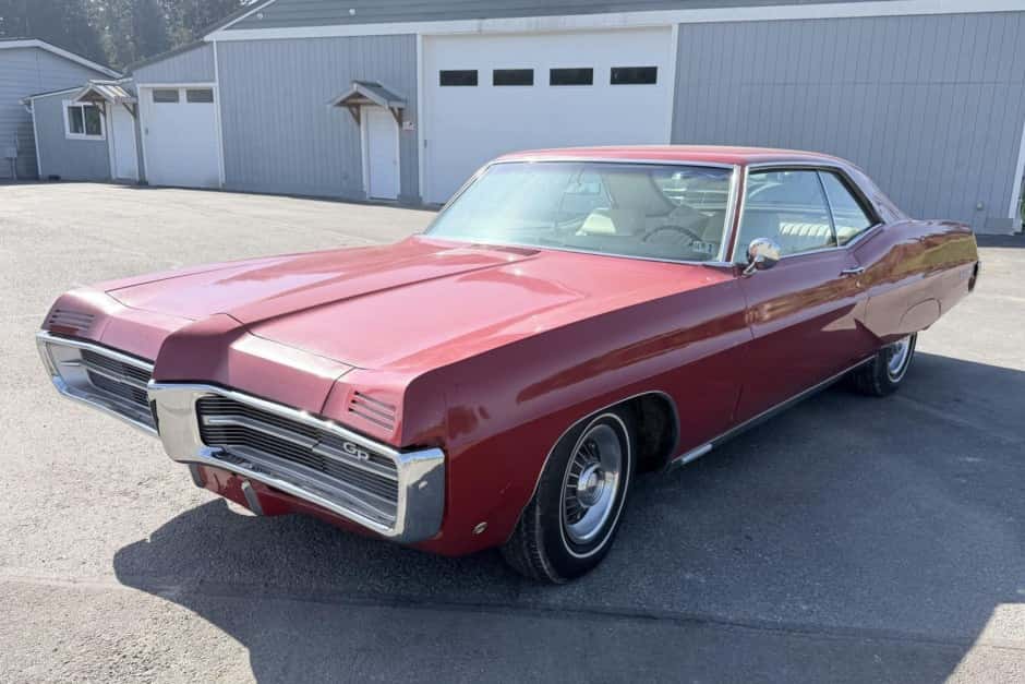 1967 Pontiac Grand Prix sold for $6,400