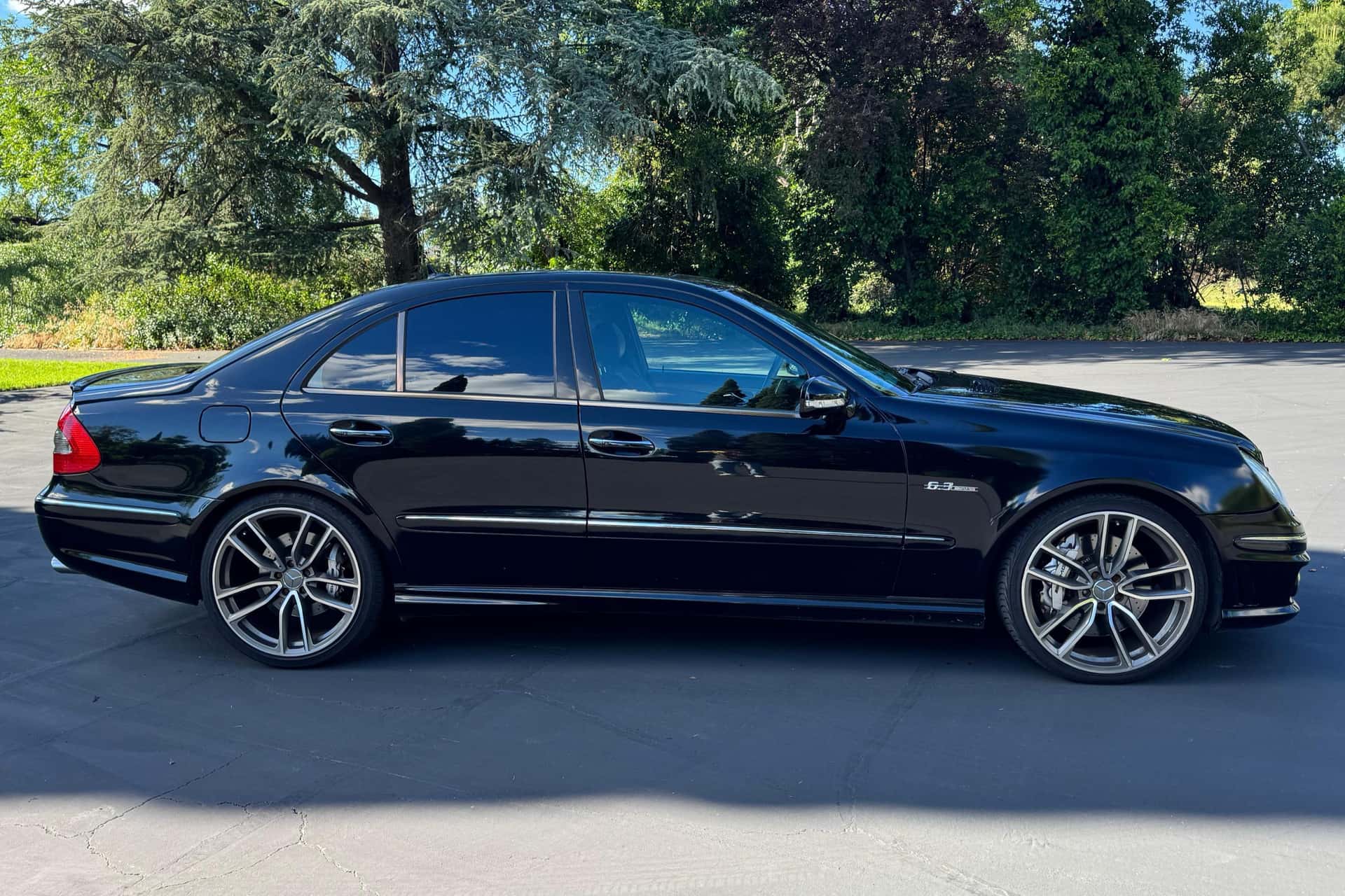 2007 Mercedes-Benz W211 E63 AMG sold for $12,500
