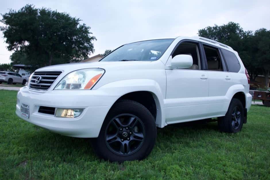 2004 Lexus GX sold for $10,250