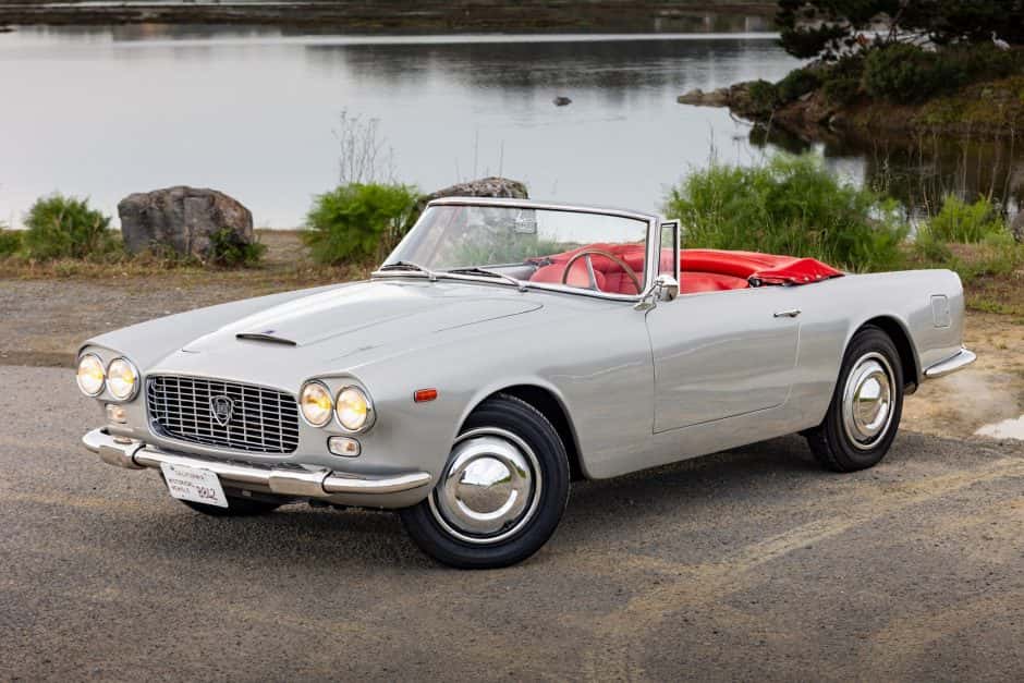 1963 Lancia Flaminia sold for $139,000
