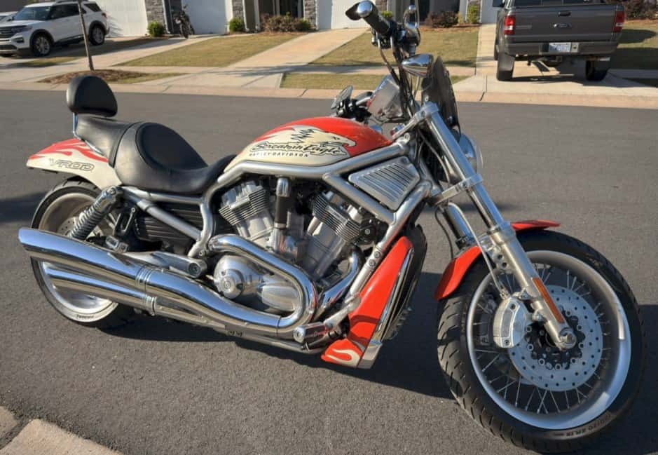2007 Harley-Davidson V-Rod sold for $5,500