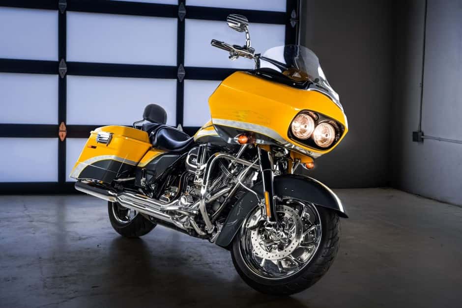 2009 Harley-Davidson Touring sold for $9,000