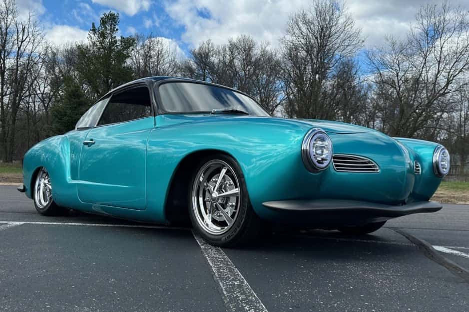 1971 Volkswagen Karmann Ghia sold for $39,500