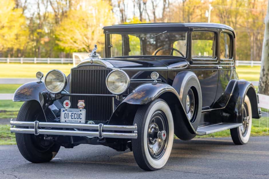 1930 Packard Eight sold for $43,000