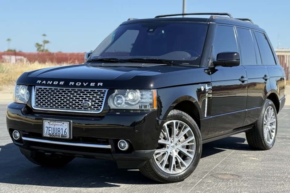 2011 Land Rover Range Rover L322 sold for $16,000