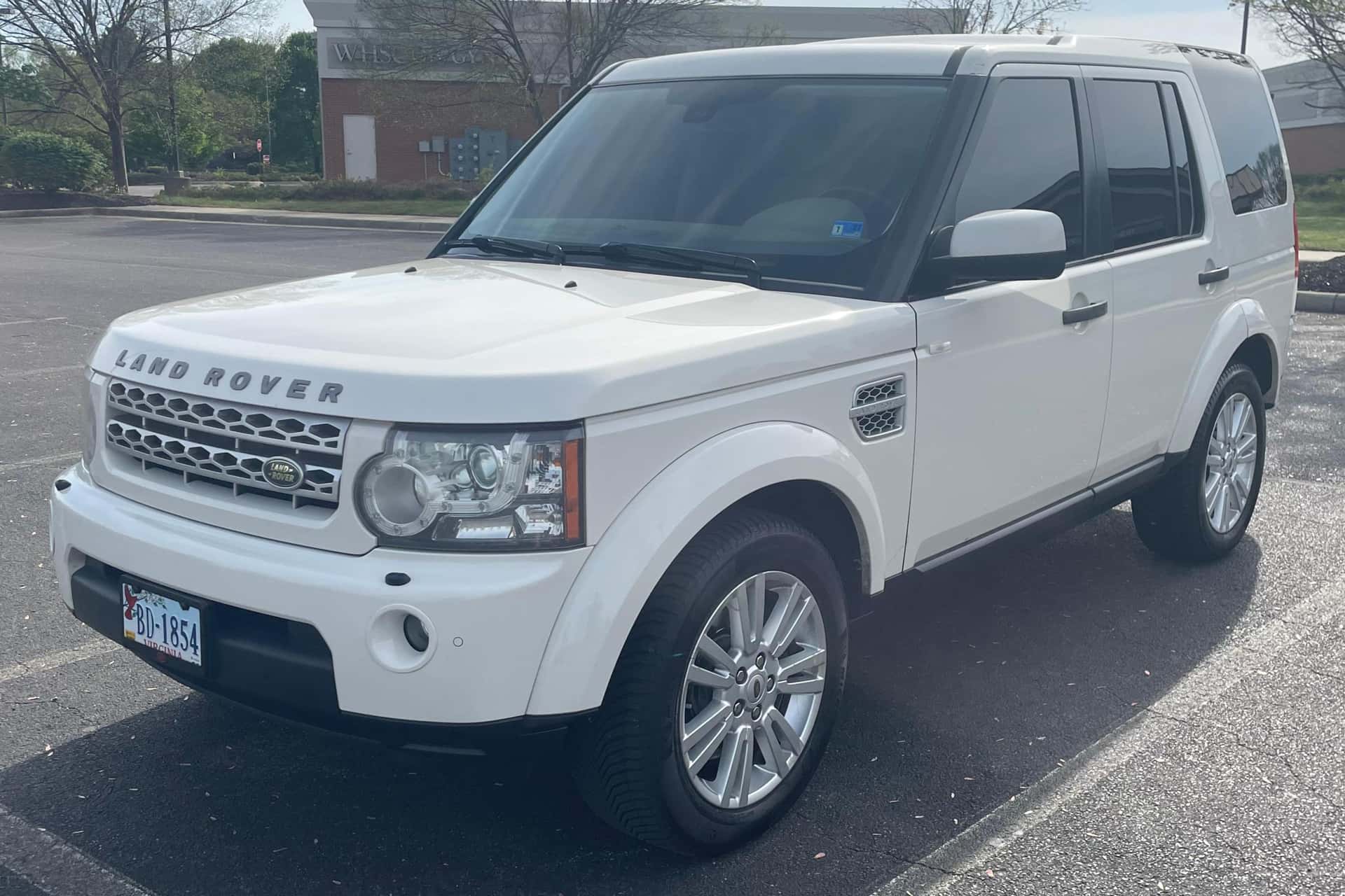 2010 Land Rover LR4 sold for $7,345