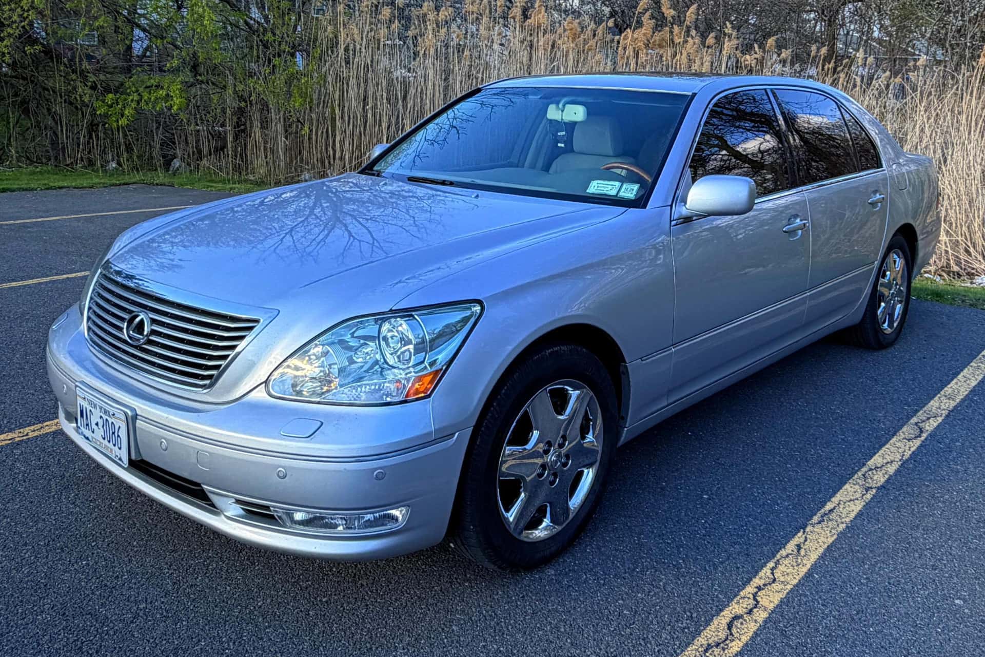 2004 Lexus LS sold for $14,000