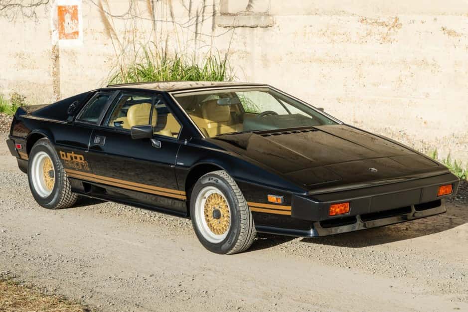 1983 Lotus Esprit sold for $55,000