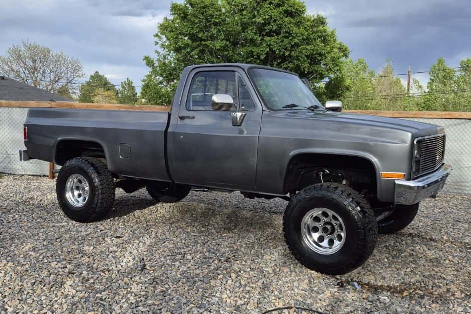 1983 Chevrolet C/K (1973-1991) sold for $17,250