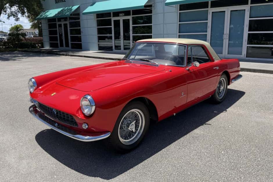 1959 Ferrari 250 GT sold for $335,000