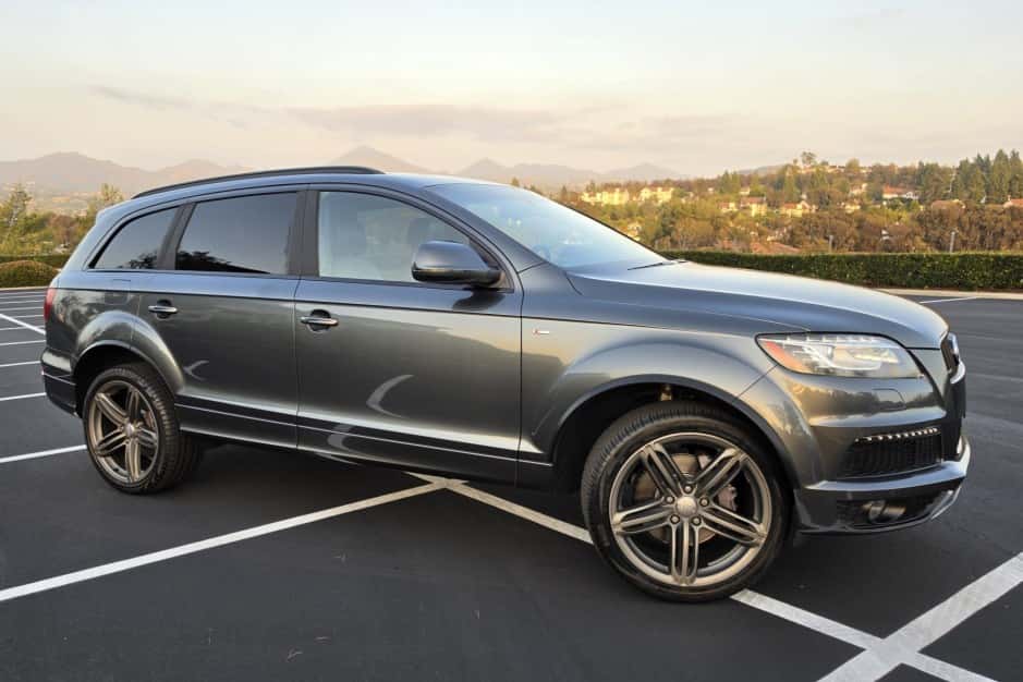 2013 Audi Q7 sold for $9,200