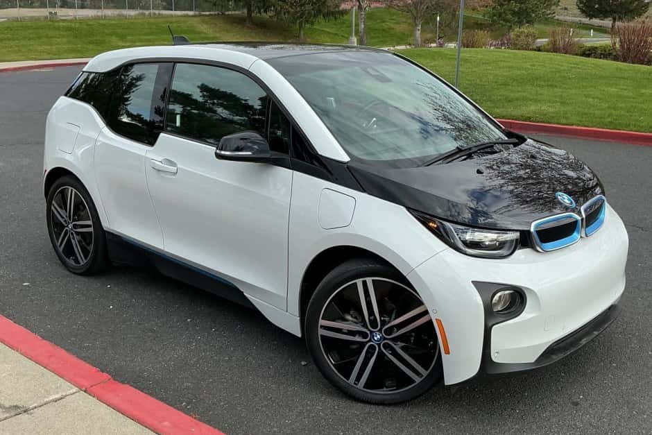 2015 BMW i3 sold for $9,000