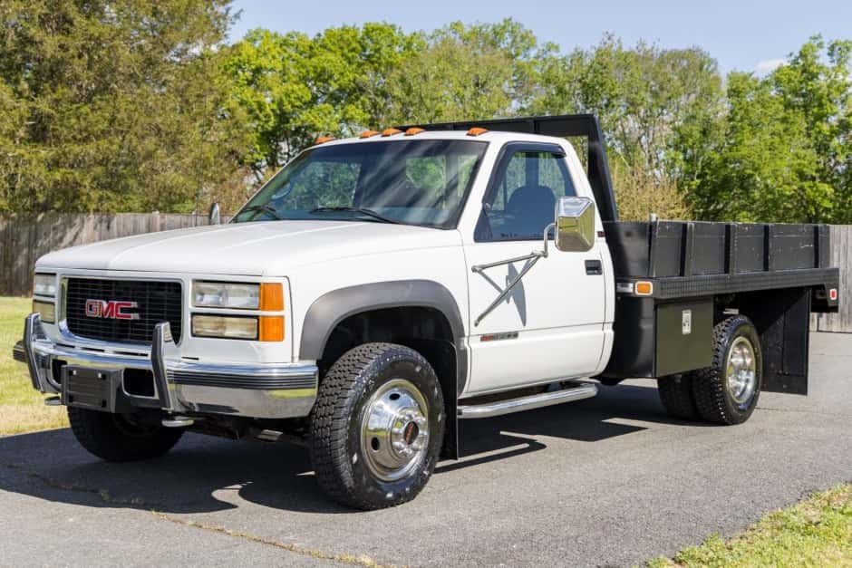 1997 GMC Sierra (GMT400 1988-2002) sold for $25,500
