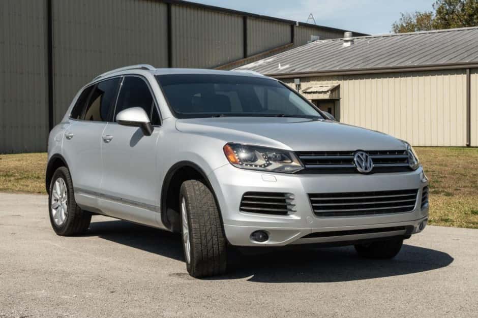 2012 Volkswagen Touareg sold for $8,350