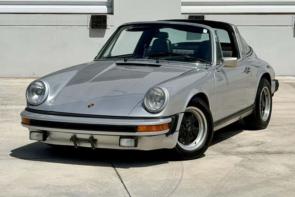 1975 Porsche 911 1974-1977 sold for $60,000