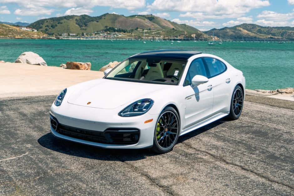 2021 Porsche Panamera sold for $60,000