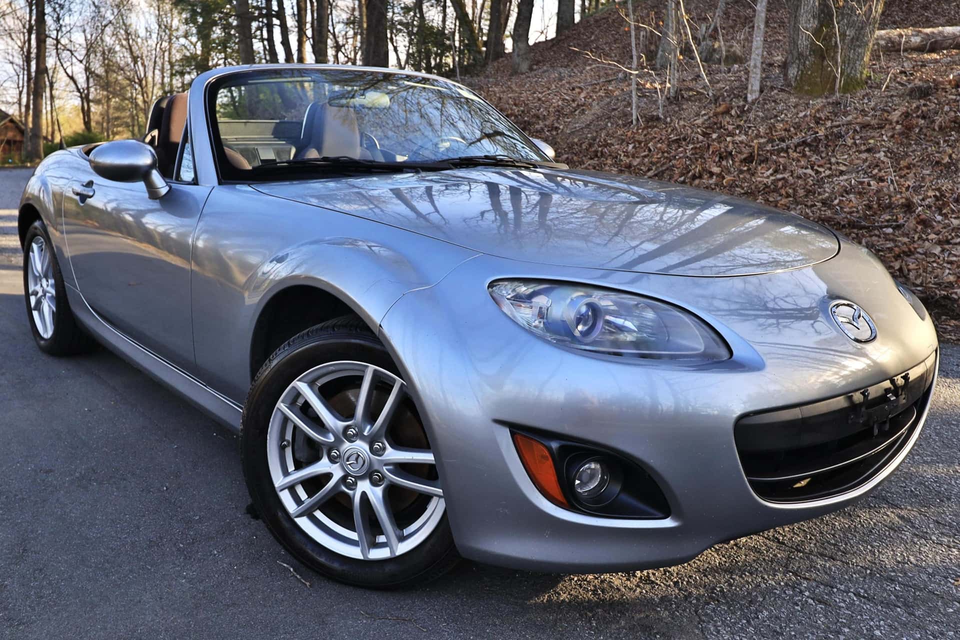 2011 Mazda NC Miata sold for $11,100
