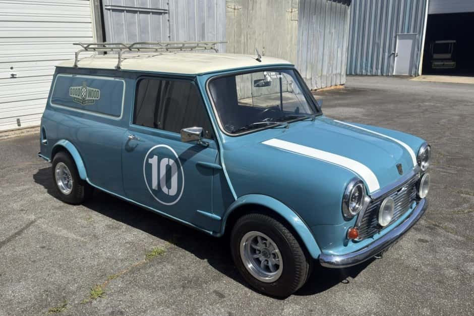 1969 Mini Mk I & Mk II sold for $14,300