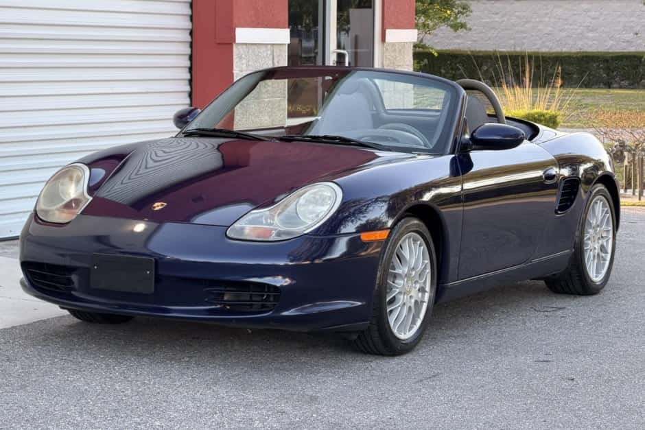 2003 Porsche 986 Boxster sold for $15,500