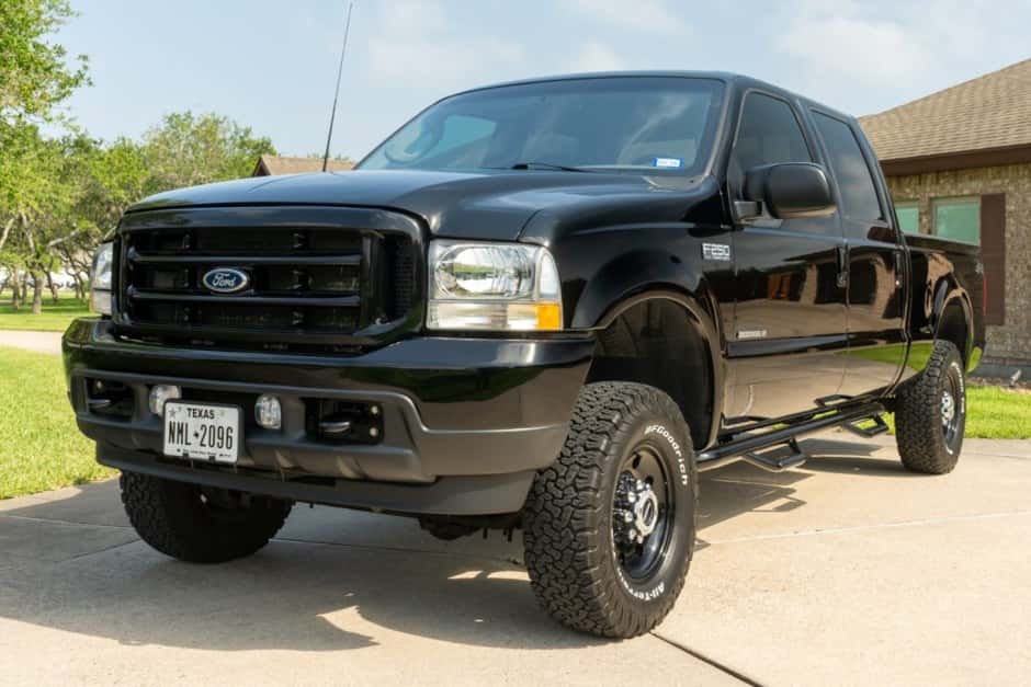 2003 Ford Super Duty 1999-2007 sold for $35,000