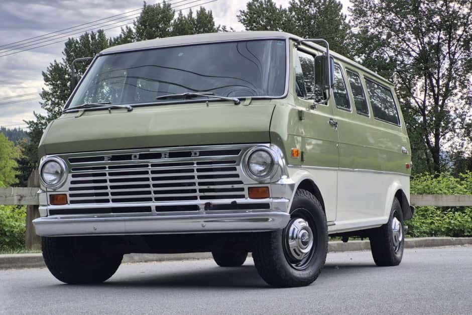 1970 Ford Econoline Van sold for $9,500