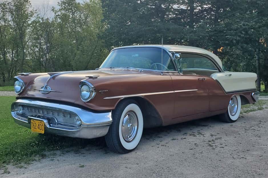1957 Oldsmobile 88 sold for $16,500