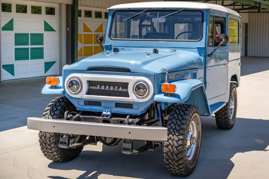 1974 Toyota Land Cruiser FJ40 sold for $38,000
